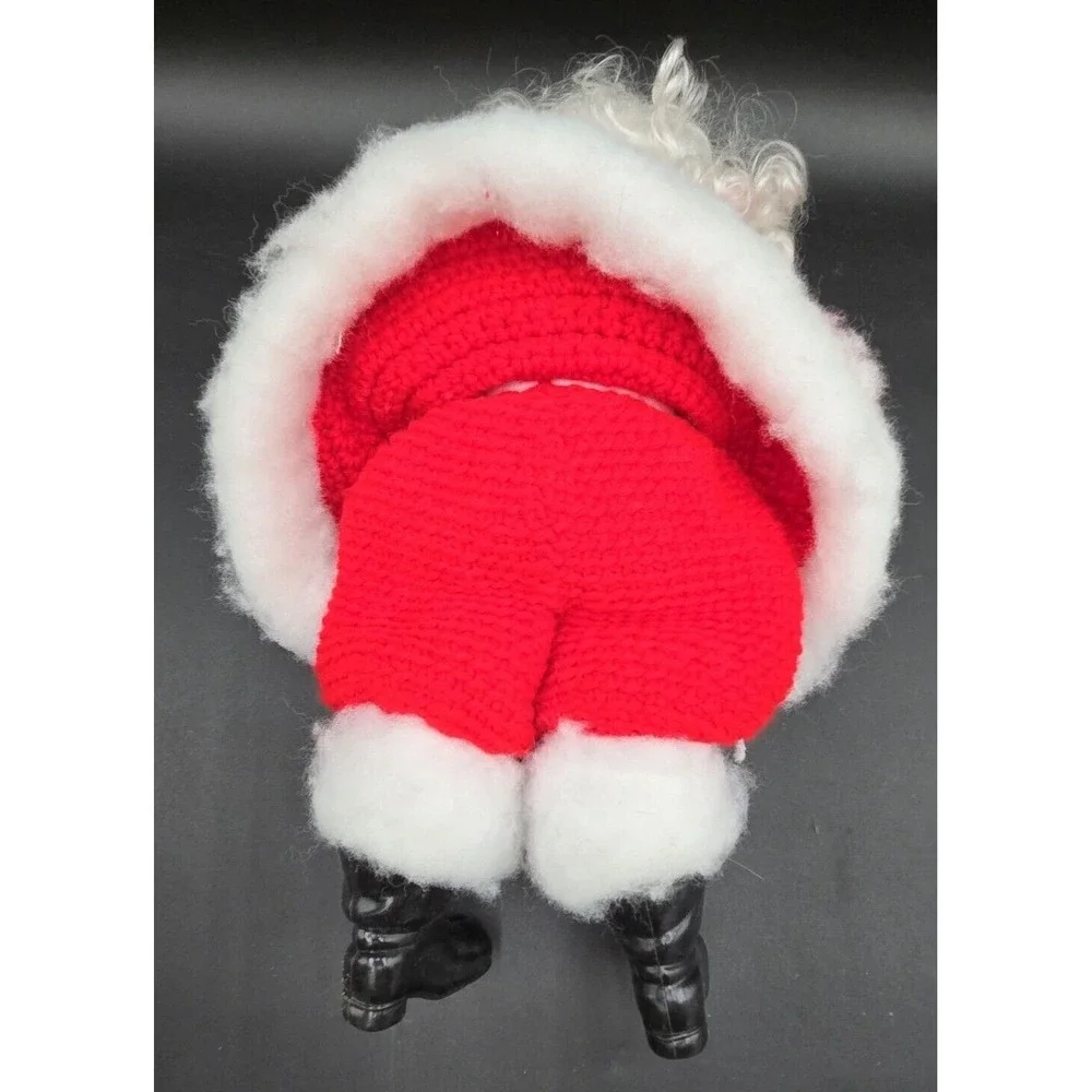 VtgMr & Mrs Santa Claus Dolls Crochet Outfit Christmas Decor Holidays Grannycore